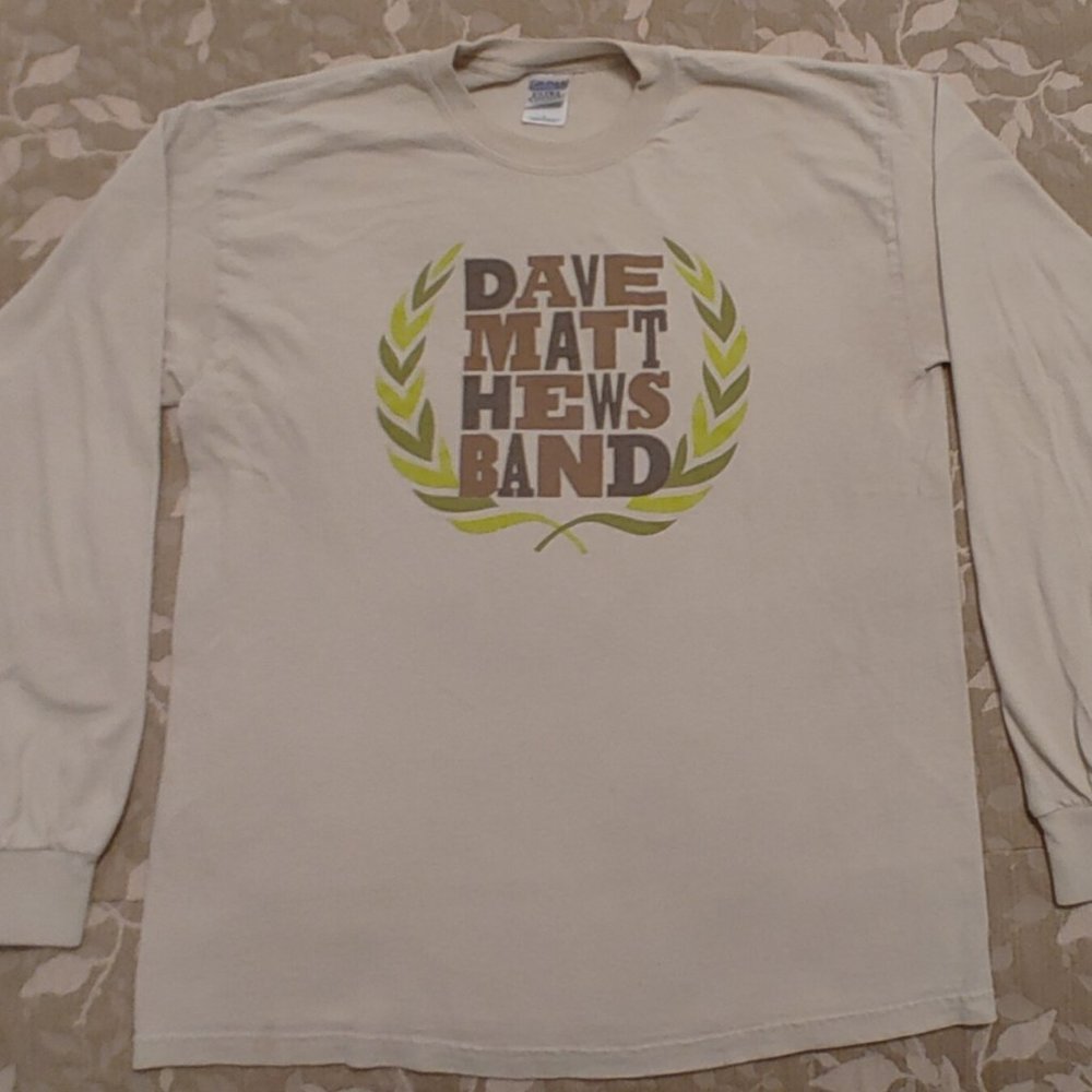 DMB! Vintage Dave Matthews Band Long-Sleeve T-Shirt with cool Roman Ivy graphics